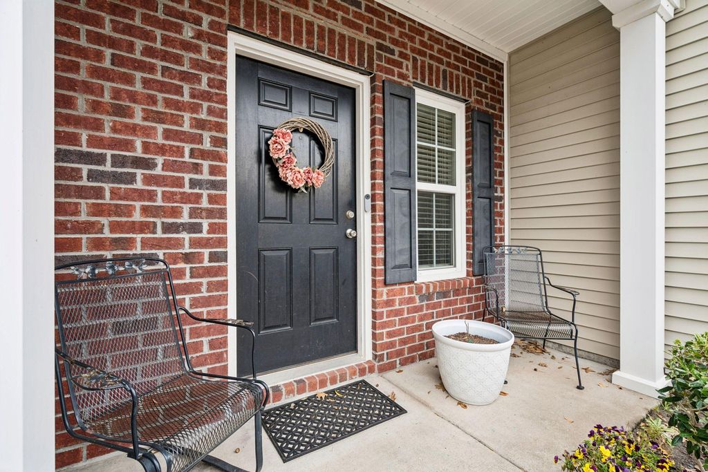 Image 40 of property listing at 1817 Heldsberg Drive, Charleston, SC 29414