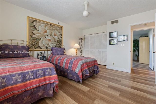 7201 Promenade Dr 101, Boca Raton, FL 33433