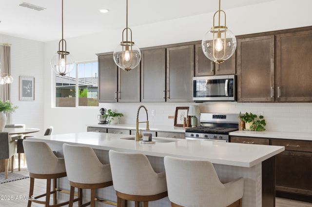 22634 E ROUNDUP Way, Queen Creek, AZ 85142