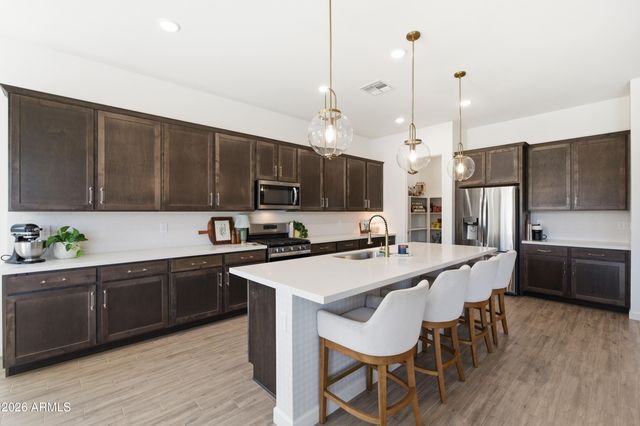 22634 E ROUNDUP Way, Queen Creek, AZ 85142
