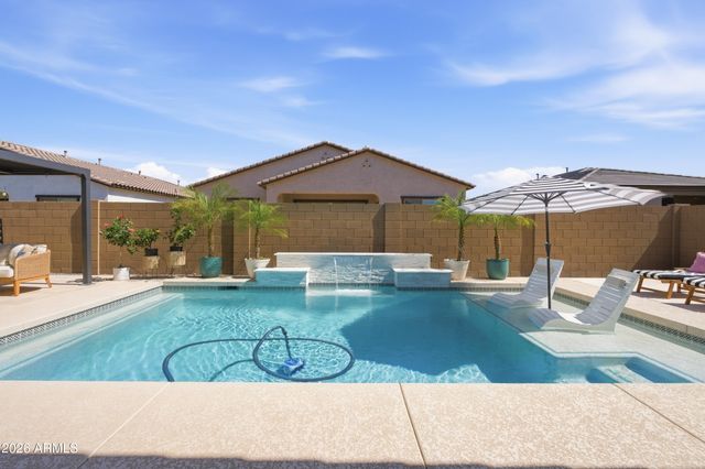 22634 E ROUNDUP Way, Queen Creek, AZ 85142