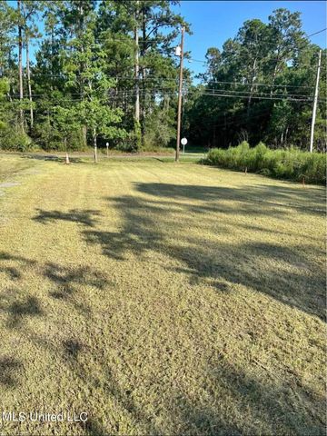 10061 W Bayou View Drive, Bay Saint Louis, MS 39520