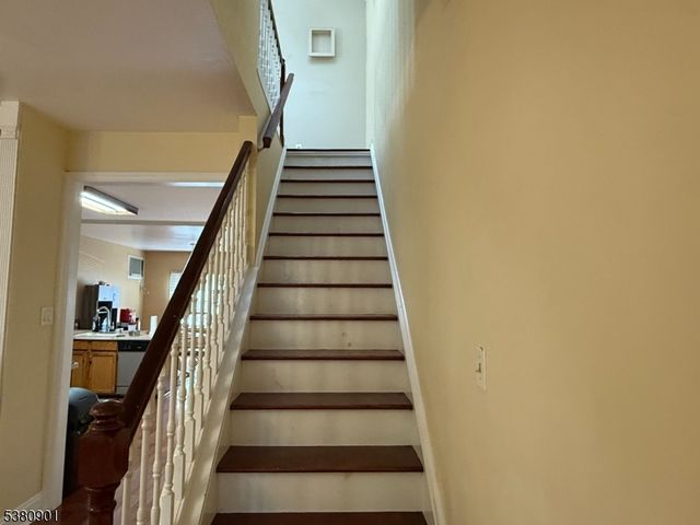 407 Forest St, Kearny Town, NJ 07032