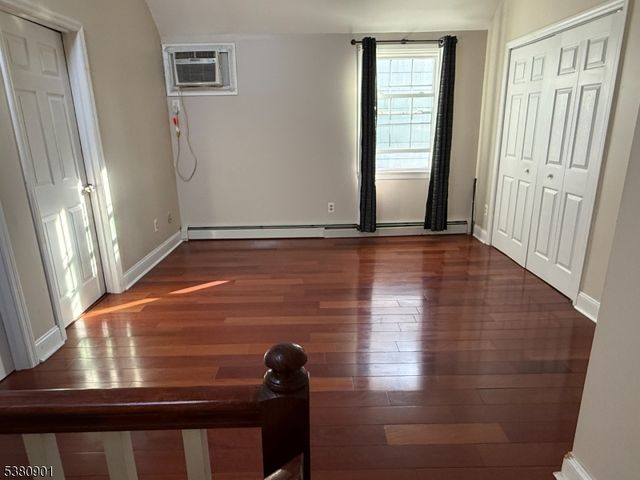 407 Forest St, Kearny Town, NJ 07032