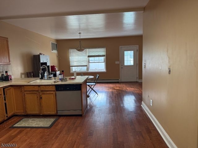 407 Forest St, Kearny Town, NJ 07032