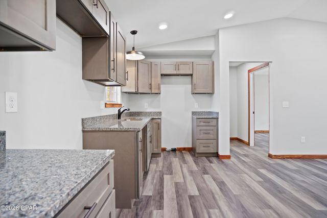 20496 NE Lambert Avenue, Blountstown, FL 32424