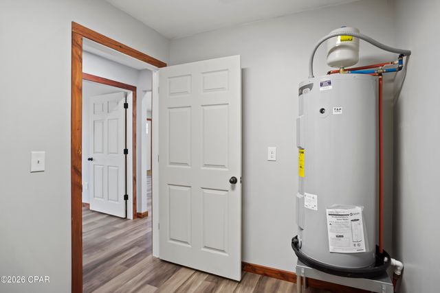 20496 NE Lambert Avenue, Blountstown, FL 32424