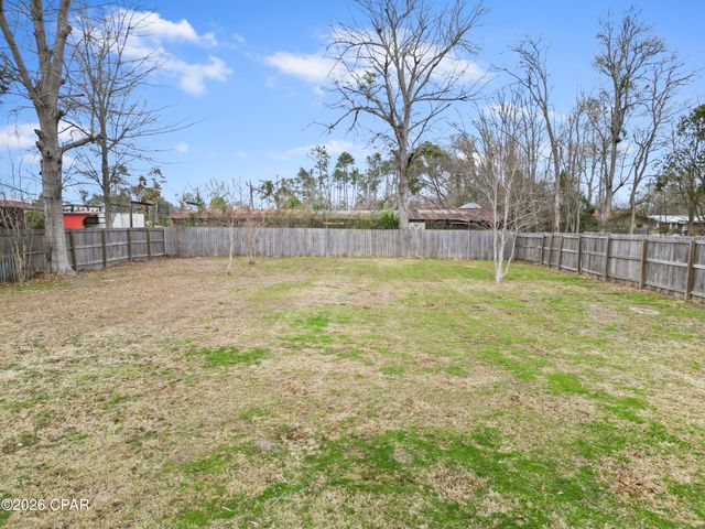 20496 NE Lambert Avenue, Blountstown, FL 32424