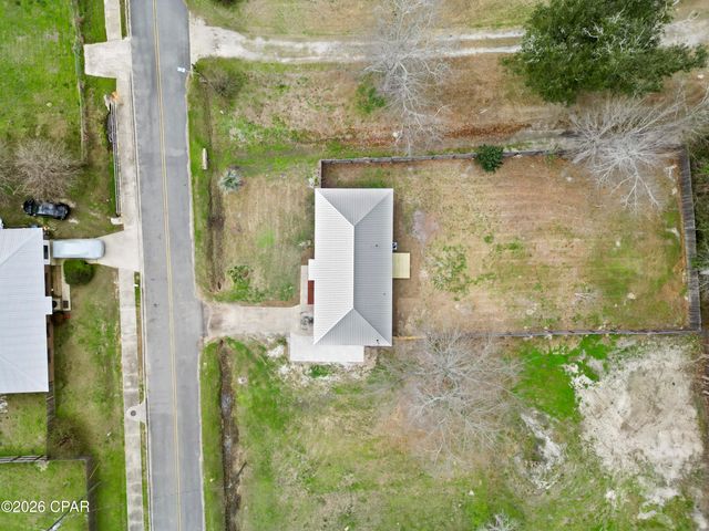 20496 NE Lambert Avenue, Blountstown, FL 32424