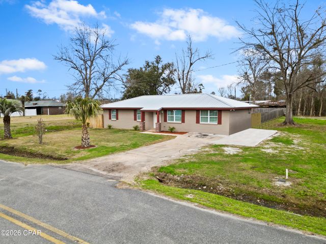20496 NE Lambert Avenue, Blountstown, FL 32424