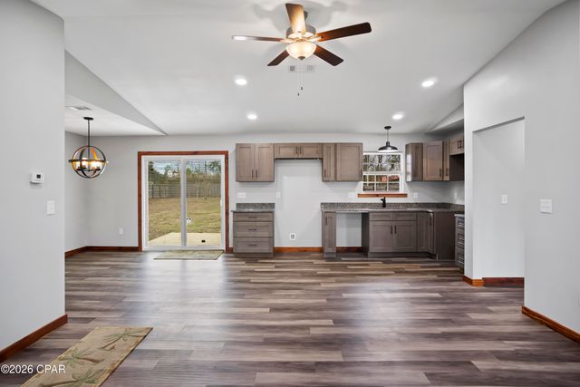 20496 NE Lambert Avenue, Blountstown, FL 32424