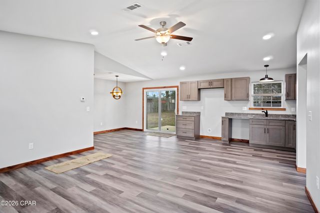 20496 NE Lambert Avenue, Blountstown, FL 32424