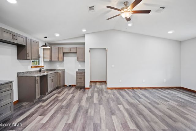 20496 NE Lambert Avenue, Blountstown, FL 32424