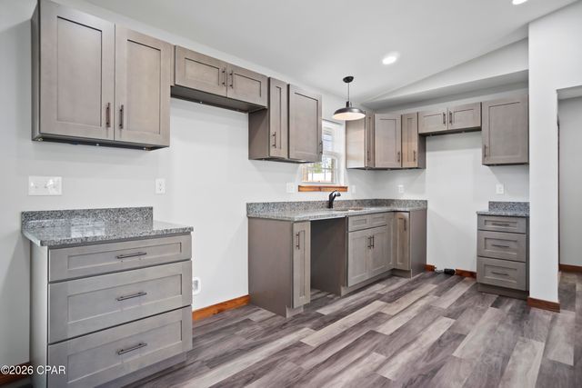 20496 NE Lambert Avenue, Blountstown, FL 32424