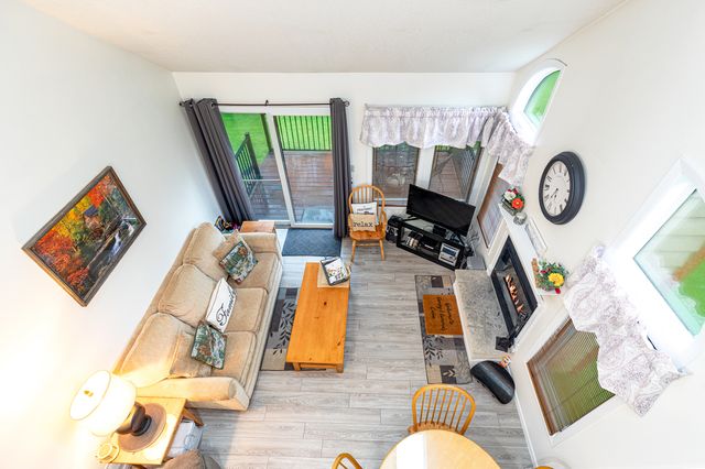 41 Spring Creek Lane, Galena, IL 61036