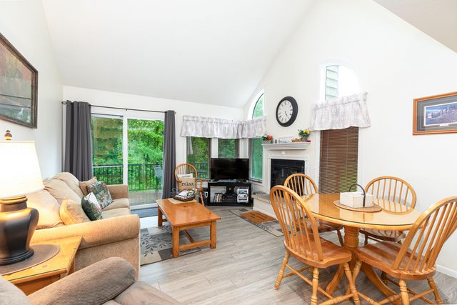 41 Spring Creek Lane, Galena, IL 61036