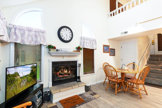 41 Spring Creek Lane, Galena, IL 61036