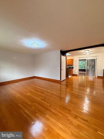 8619 20TH AVE, Hyattsville, MD 20783