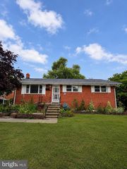 8619 20TH AVE, Hyattsville, MD 20783