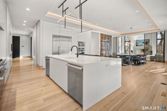 319 Bayberry Lane, Westport, CT 06880