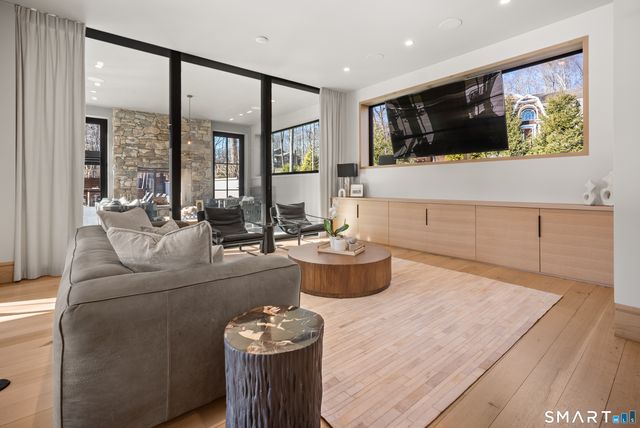 319 Bayberry Lane, Westport, CT 06880