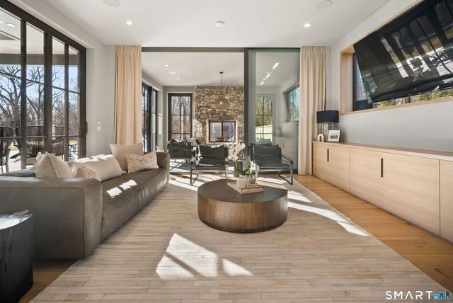 319 Bayberry Lane, Westport, CT 06880