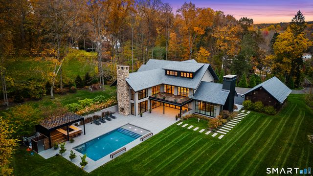 319 Bayberry Lane, Westport, CT 06880