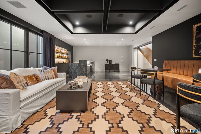 319 Bayberry Lane, Westport, CT 06880