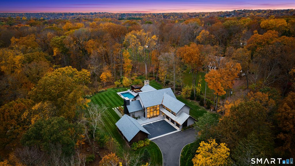 319 Bayberry Lane, Westport, CT 06880