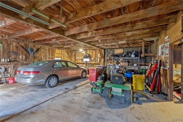 5565 State Route 104, Scriba, NY 13126