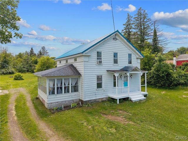 5565 State Route 104, Scriba, NY 13126