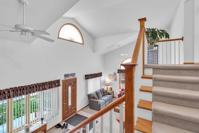 6528 Ridge Drive, Chicago Ridge, IL 60415