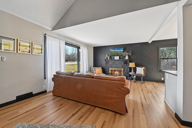 N1665 Linn ROAD, Lake Geneva, WI 53147