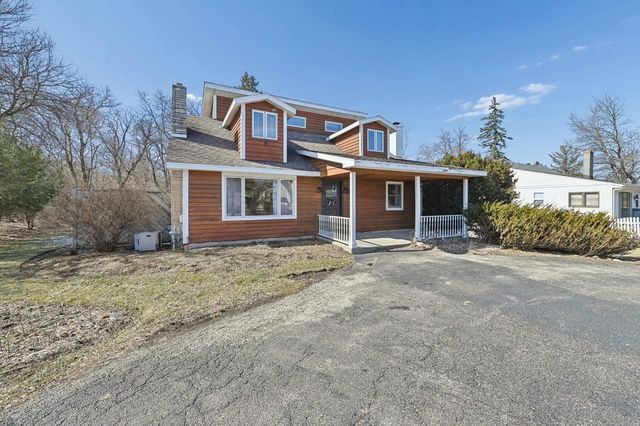 N1665 Linn ROAD, Lake Geneva, WI 53147