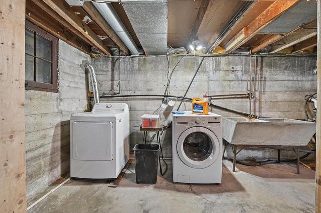 N1665 Linn ROAD, Lake Geneva, WI 53147