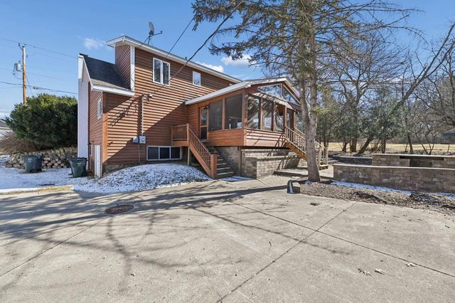 N1665 Linn ROAD, Lake Geneva, WI 53147