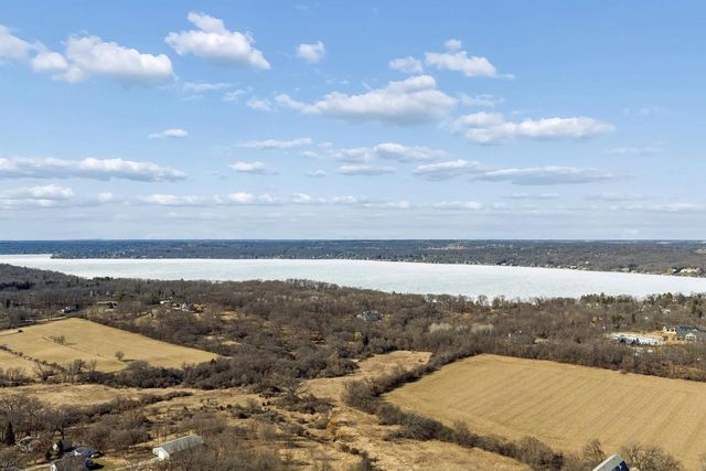 N1665 Linn ROAD, Lake Geneva, WI 53147