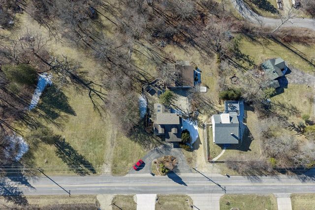 N1665 Linn ROAD, Lake Geneva, WI 53147