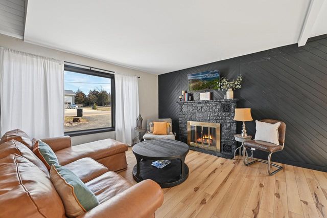 N1665 Linn ROAD, Lake Geneva, WI 53147