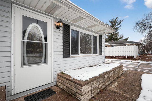 52363 Filbert Road, Granger, IN 46530