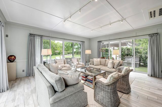 3922 Cotswold Street, Houston, TX 77009