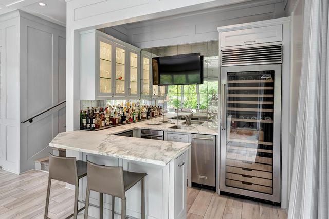 3922 Cotswold Street, Houston, TX 77009