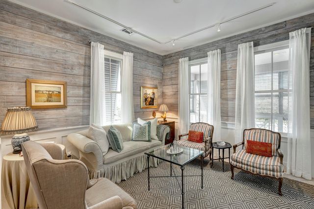 3922 Cotswold Street, Houston, TX 77009