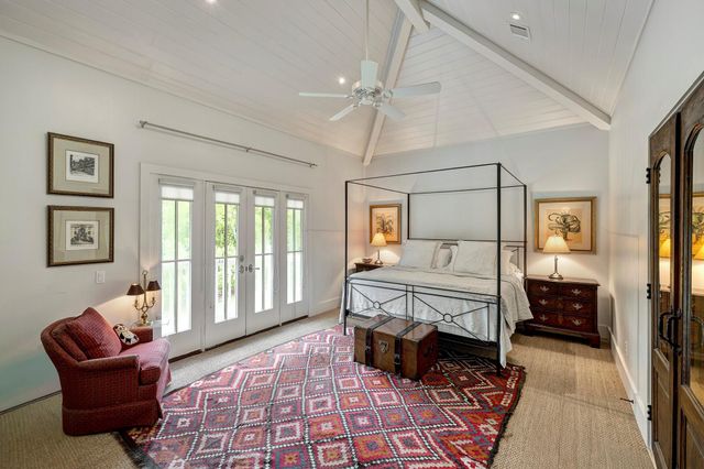 3922 Cotswold Street, Houston, TX 77009