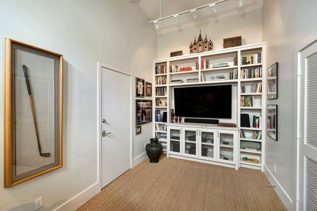 3922 Cotswold Street, Houston, TX 77009