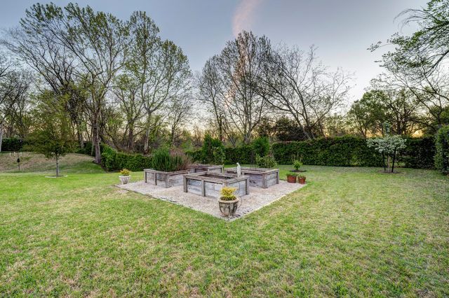 3922 Cotswold Street, Houston, TX 77009