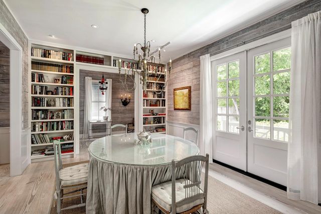 3922 Cotswold Street, Houston, TX 77009