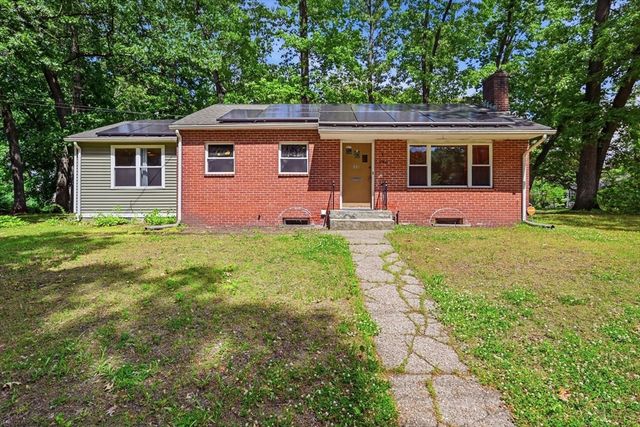 881 Roosevelt Ave, Springfield, MA 01109