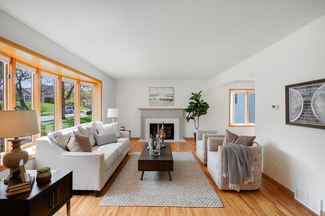 4320 Browndale Avenue, Saint Louis Park, MN 55424