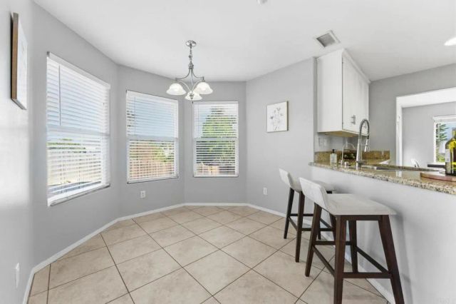 209 Journeys End, Vista, CA 92083